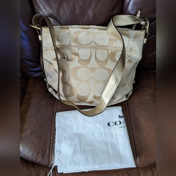 Coach F15067 Soho Signature Crossbody Shoulder Bag Khaki Gold - Picture 3 of 16